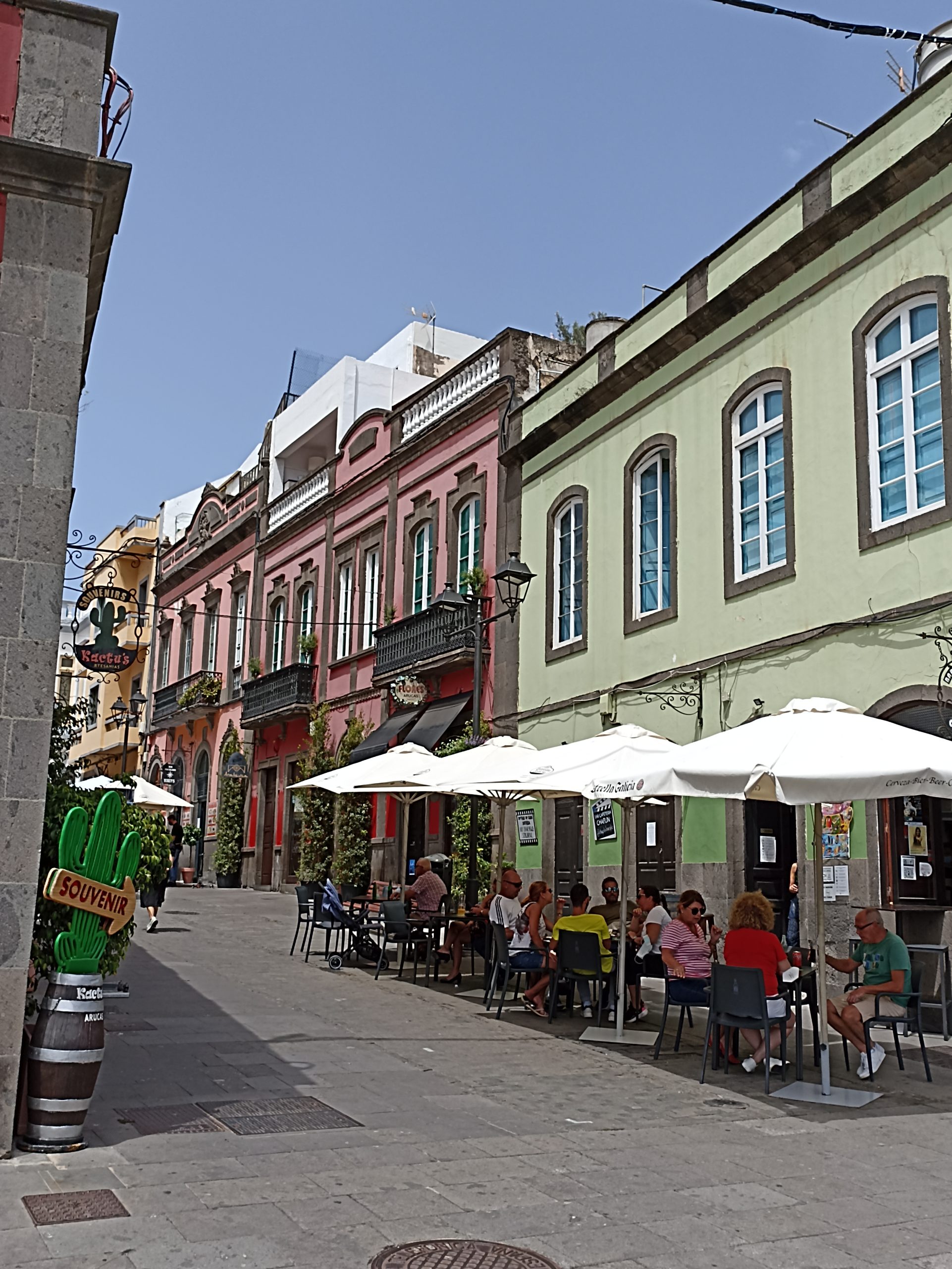 Blick_Gran_Canaria_private_tour_excursions_Arucas_gran_canaria_old_city_center