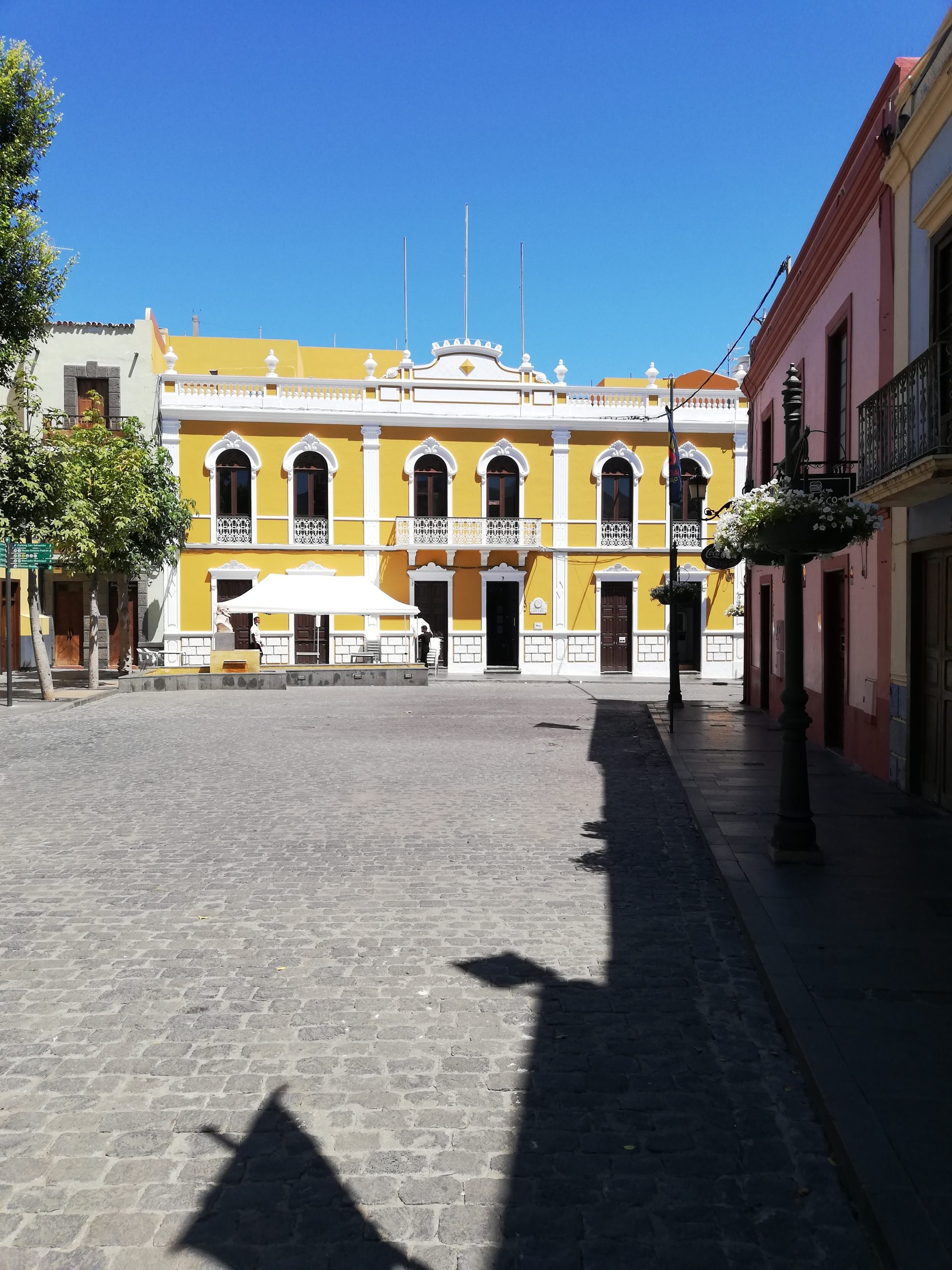 Blick_Gran_Canaria_private_tour_excursions_Gáldar_casino_gran_canaria