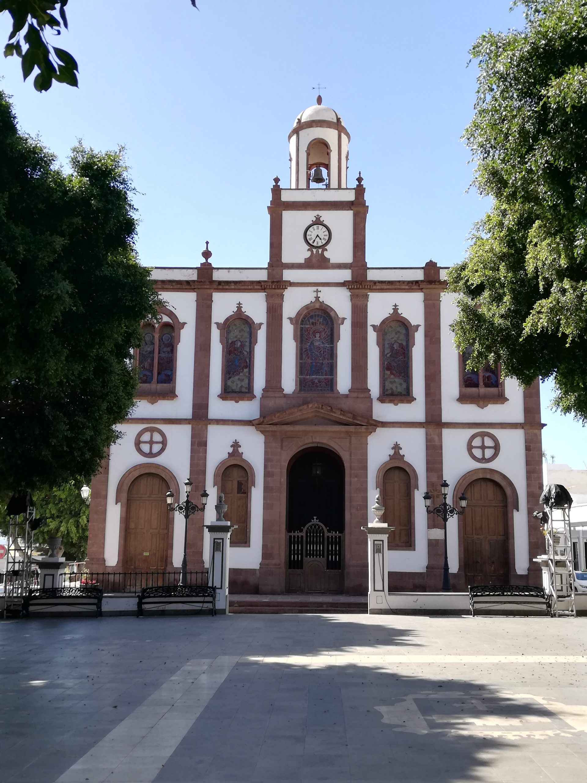 Blick_Gran_Canaria_private_tours_Gran_canaria_shore_excursions_agaete_puerto_de_las_nieves_church